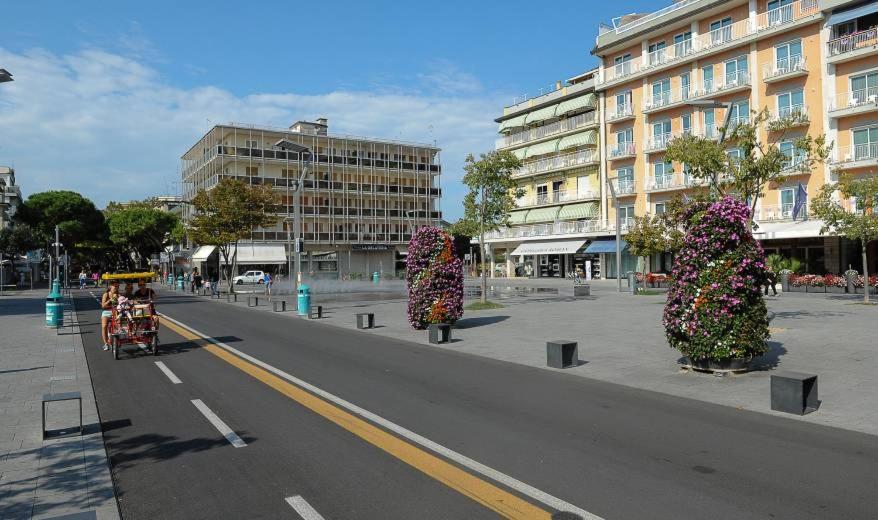 Hotel Trifoglio Lido di Jesolo Exterior photo